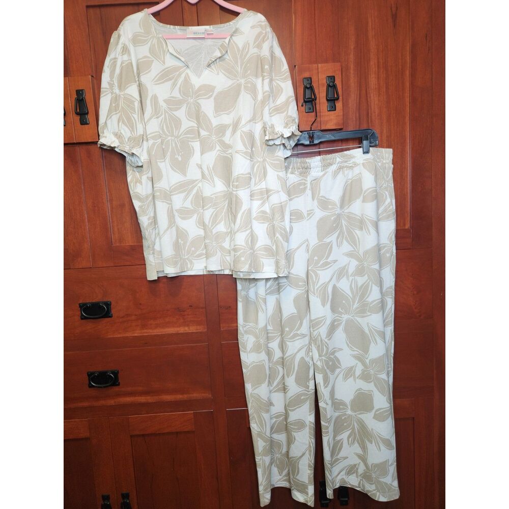 Belle Beach by Kim Gravel Top & Pants 2-Piece Tan & White Women's Size 2X & 1XT